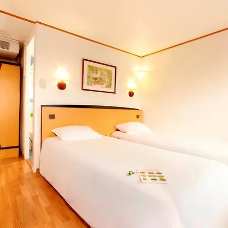 Otel Campanile