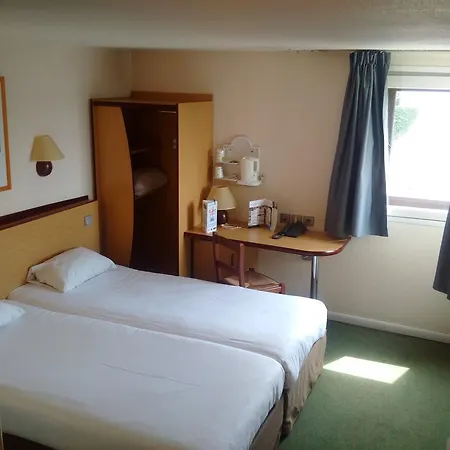 Otel Campanile Livry-Gargan
