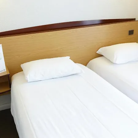 Hotel Campanile 2*