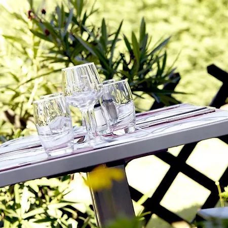 Hotel Campanile Livry-Gargan