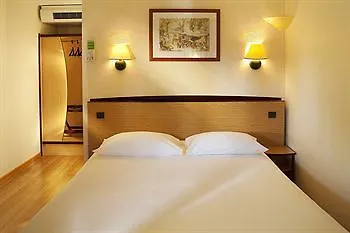 Campanile Hotel